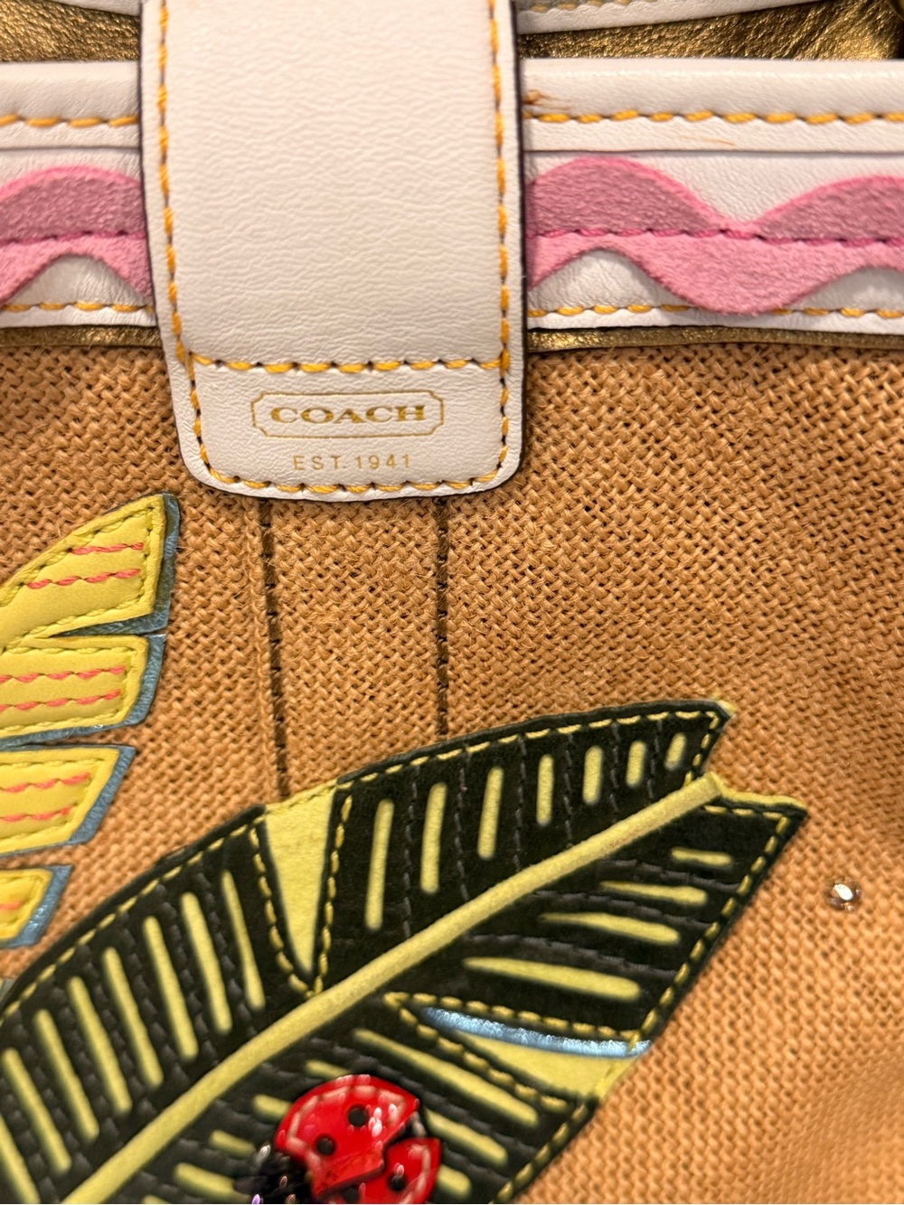 Coach 4439 Rare Vintage Limited Edition Ladybug Hampton Buckle Tote Bag - Picture 11 of 12